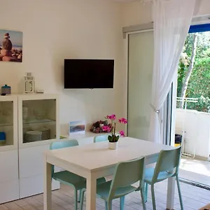 Apartment Antonietta 3, Tra Pineta E Mare, Bibione